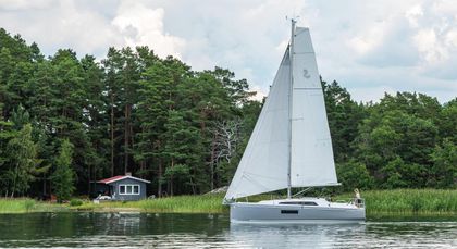 31' Beneteau 2023 Yacht For Sale